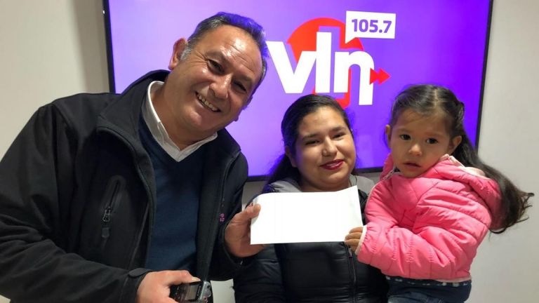 Madre rauquina necesita ayuda para someter a examen a su pequeña hija