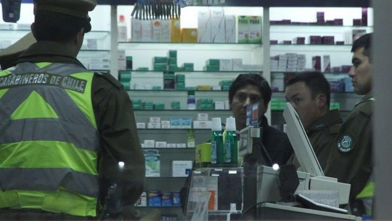 Asalto a mano armada afectó a farmacia en Avenida España