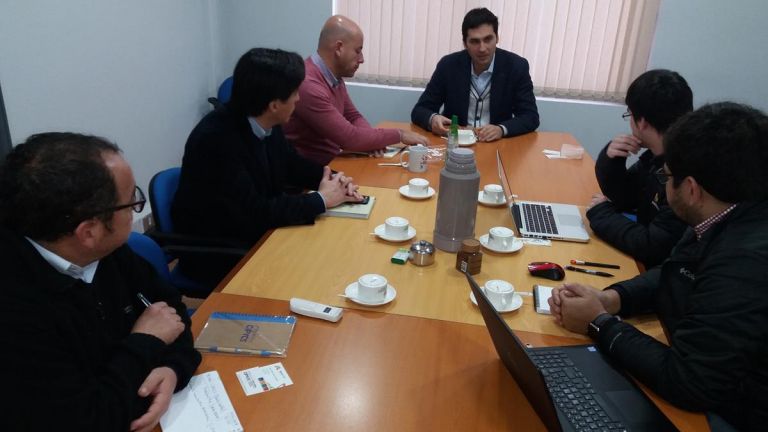 Profesionales del CIPYCS y la CRDP evalúan proyectos de construcción sustentable