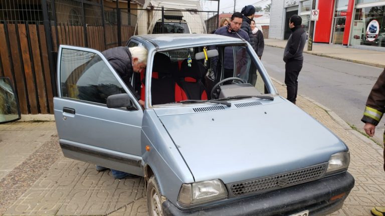 Adulto mayor generó violenta colisión de tránsito