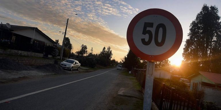 En marcha ley que reduce la velocidad urbana de 60 a 50 km/hr