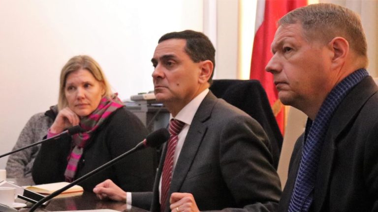 Finlandeses interesados en convertir nuestros residuos en energía