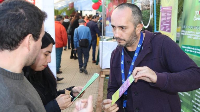 Medioambiente entregó información sobre reciclaje orgánico en