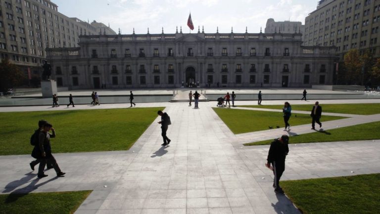 Ministerio de Energía paga 123 mil pesos por cada publicación en Facebook