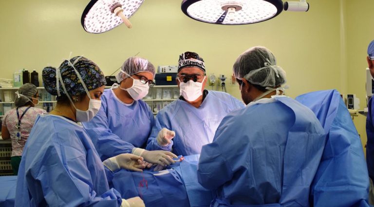 Médicos voluntarios realizarán complejas cirugías a niños de Curicó