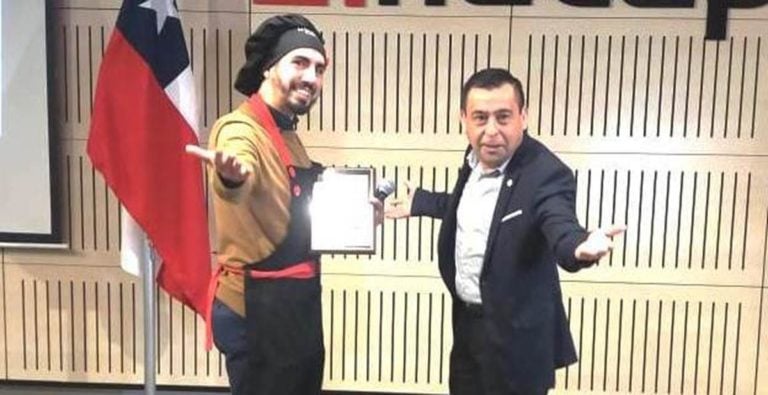 Estudiantes de tres países protagonizan encuentro internacional de emprendedores