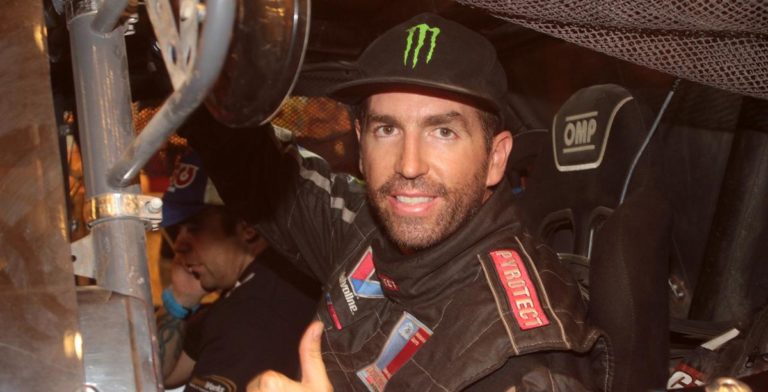 Emiliano Fuenzalida va por un histórico oro en el Atacama Rally