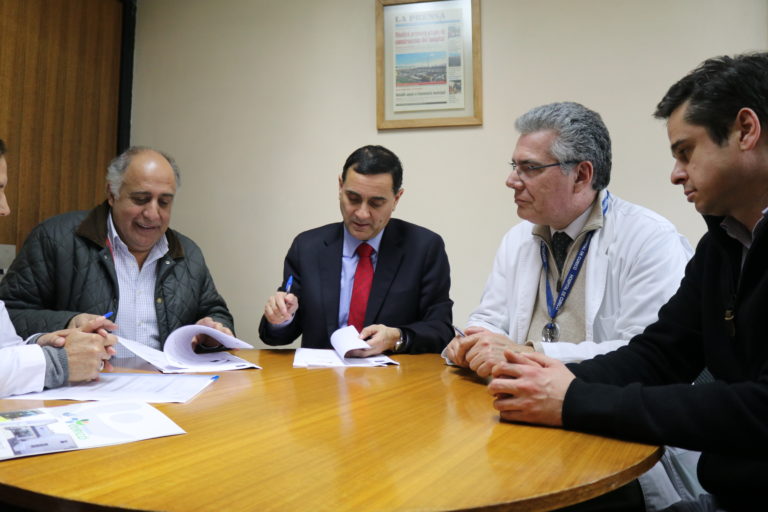 Convenio oftalmológico beneficiará a vecinos de la provincia