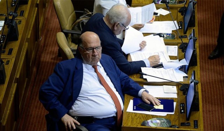 UDI pedirá explicaciones a intendente del Bío Bío por relación laboral con exdiputado León