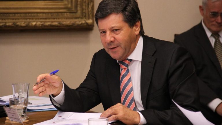 Senador Juan Castro (RN) expresó su molestia al Ministerio de Salud por cuarentena en Talca