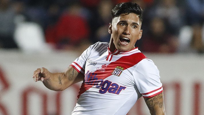 Curicó Unido oficializó la salida de Mario Briceño