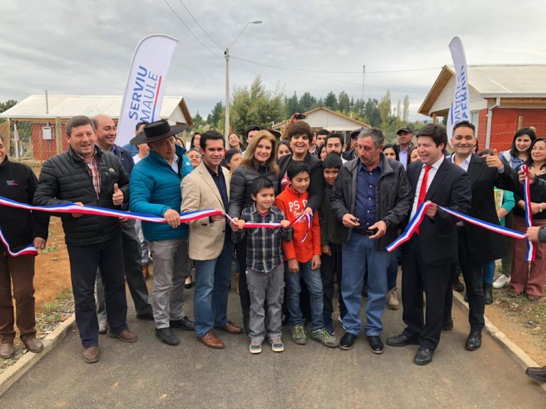 Autoridades concretaron importantes proyectos habitacionales en Parral