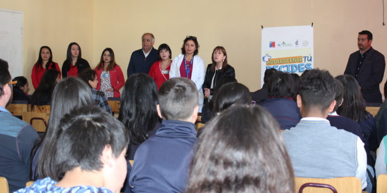 Estudiantes participaron en charla de prevención de embarazo adolescente