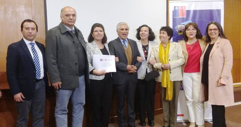 Escuela Ernesto Castro y Palestina se especializaron en indagación científica