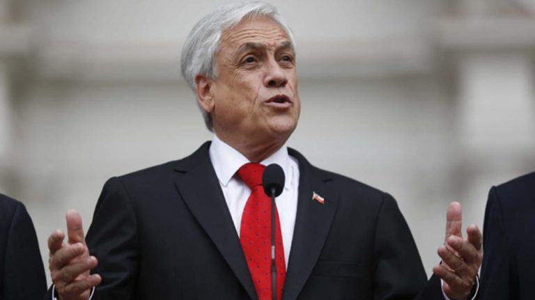 Adimark: Aprobación al Gobierno de Piñera alcanza un 48% en octubre y vuelve a superar la desaprobación