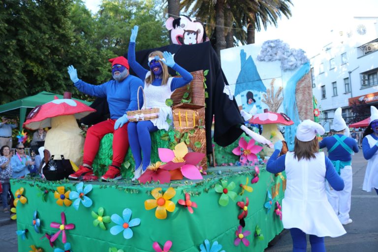 Curicó se vistió de colores con la Fiesta de la Primavera