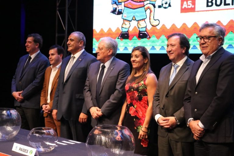 Autoridades regionales, curicanas y talquinas asistieron al sorteo de Sudamericano de Fútbol Sub 20