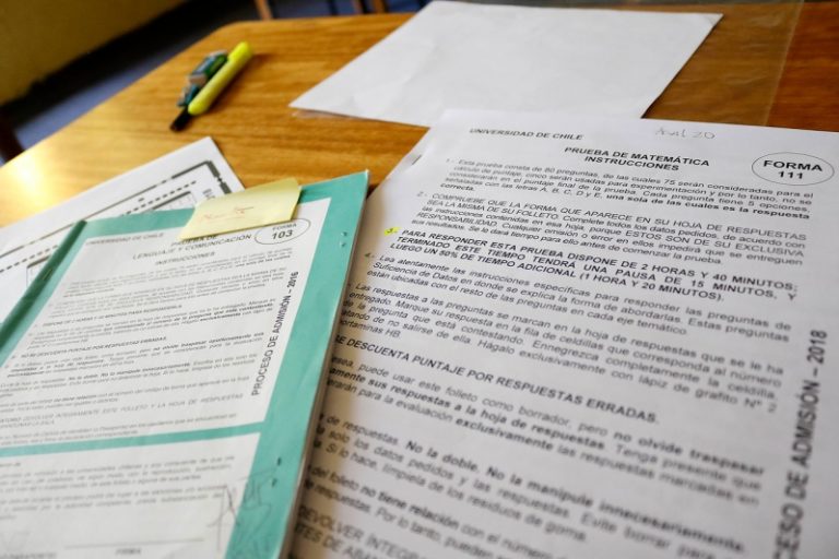 Estudiantes de colegios particulares pagados obtuvieron mejores puntajes en PSU 2018