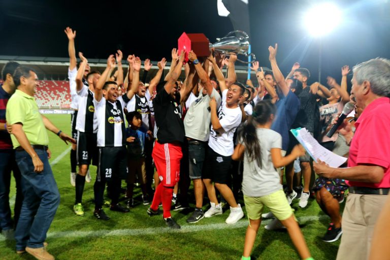 “Los de Siempre” campeones de la Liga Campesina de Fútbol de Curicó