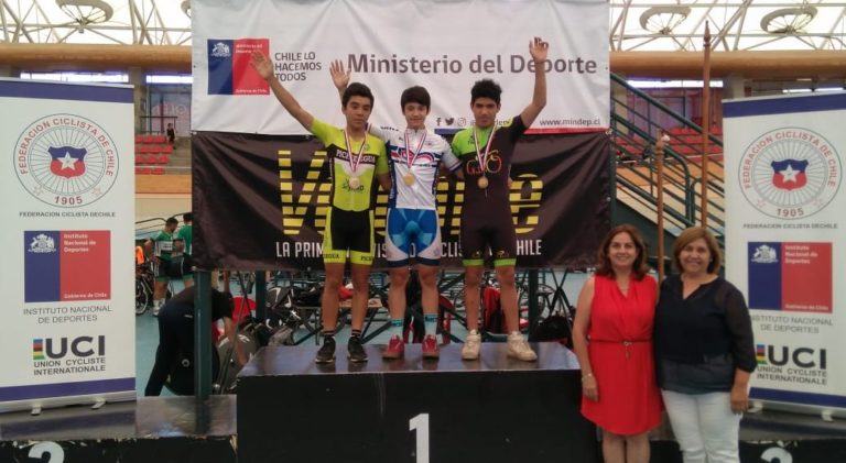 Ciclistas curicanos lograron 15 medallas en Nacional de Pista en Peñalolén