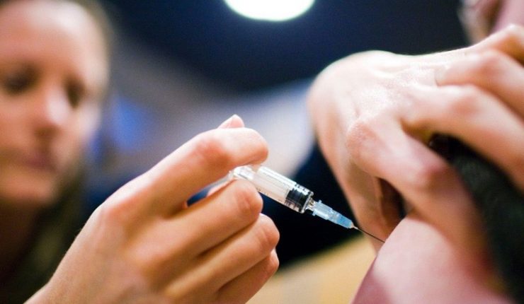 México y Argentina anuncian que producirán y distribuirán la vacuna de Oxford para América Latina