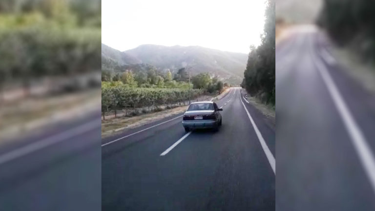 Captan a automovilista ejecutando arriesgadas maniobras en Palquibudis