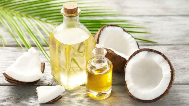 Experta advierte: el aceite de coco debe estar vetado en la cocina