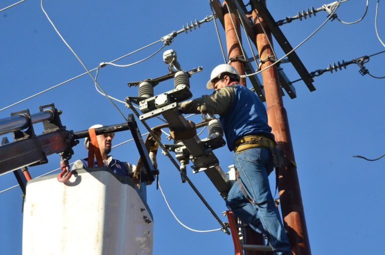 Corte de energía eléctrica prolongado afectó a balneario de Iloca