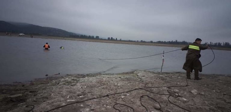 Continúa búsqueda de hombre desaparecido en embalse Convento Viejo de Chimbarongo