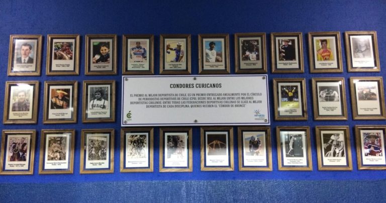 “Cóndores” fueron homenajeados con galería fotográfica en Gimnasio Abraham Milad