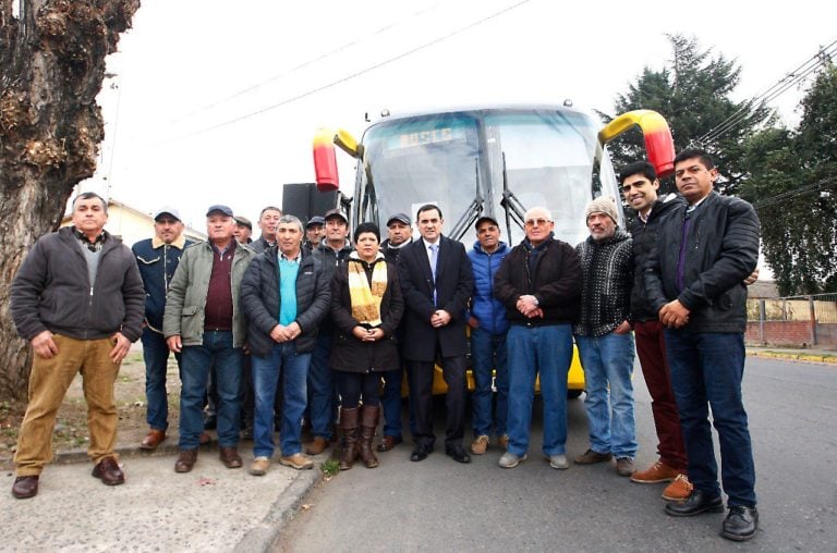 Van por el bicampeonato: Rayueleros curicanos emprendieron el viaje a Coquimbo