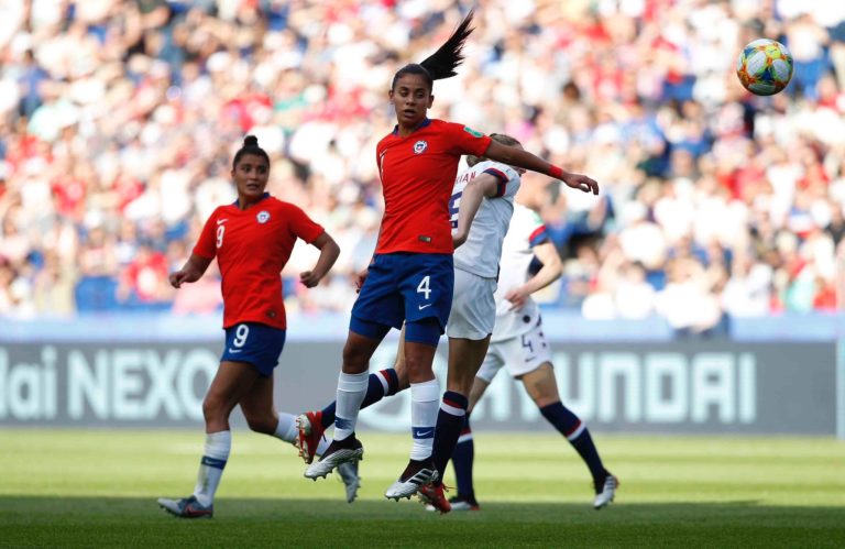 Chile deberá buscar ante Tailandia su clasificación en el Mundial Femenino