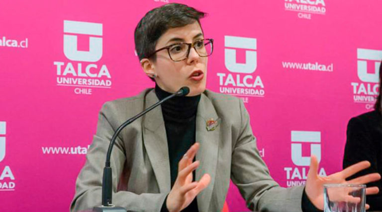 Claire Mercier ofreció charla sobre el valor de los nuevos feminismos