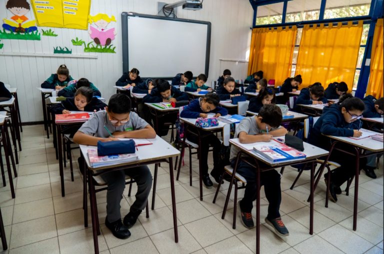 Finaliza paro de profesores en la comuna de Rauco