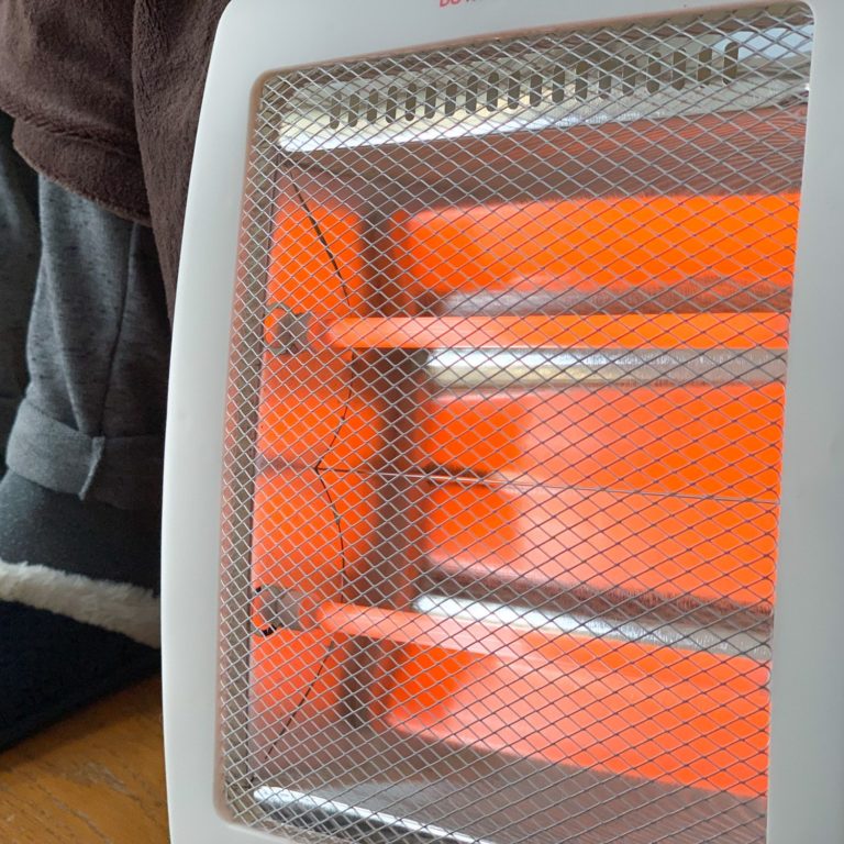 Cuatro consejos para ahorrar electricidad en invierno