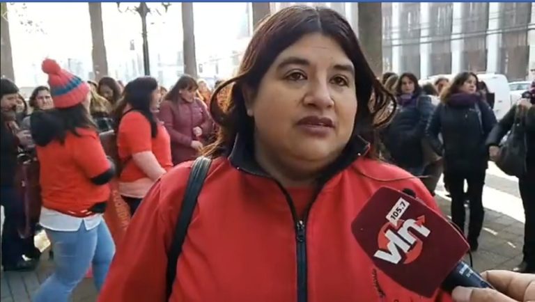 Manipuladoras de alimentos acercan posiciones para levantar Paro Nacional
