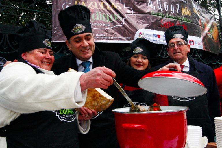 Municipalidad de Curicó lanzó oficialmente la Feria de Cazuelas y Caldillos 2019
