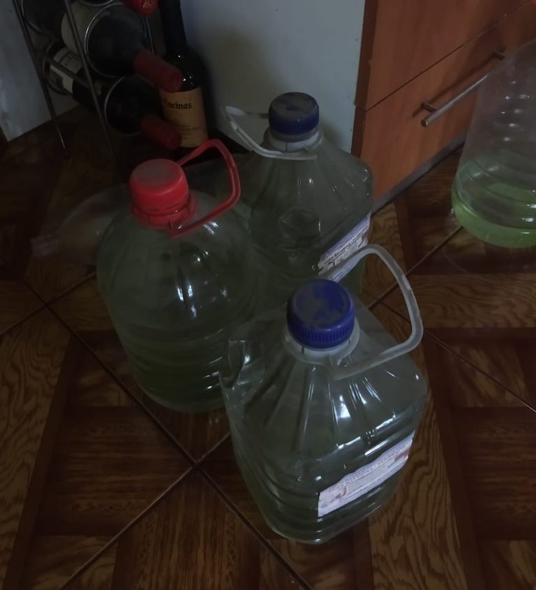 Comunidad de Rincón de Sarmiento enfrenta emergencia sanitaria tras 48 horas sin agua potable