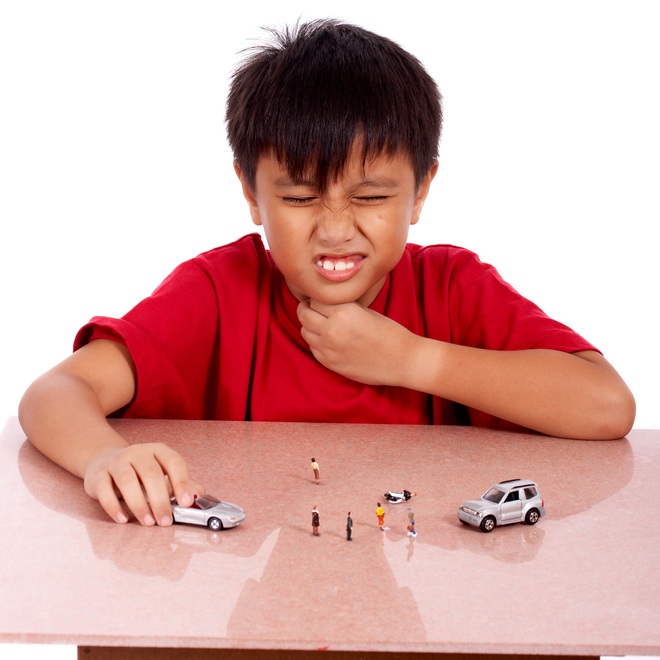 Especialistas indicaron qué hacer cuando un niño se traga objetos pequeños y extraños