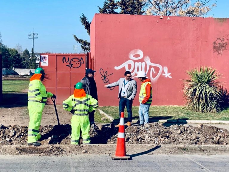 Comenzaron los trabajos para habilitar nuevo acceso al Cementerio Municipal de Curicó