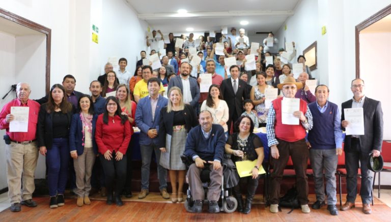 Municipalidad de Romeral entregó subvenciones y fondos de desarrollo vecinal a organizaciones