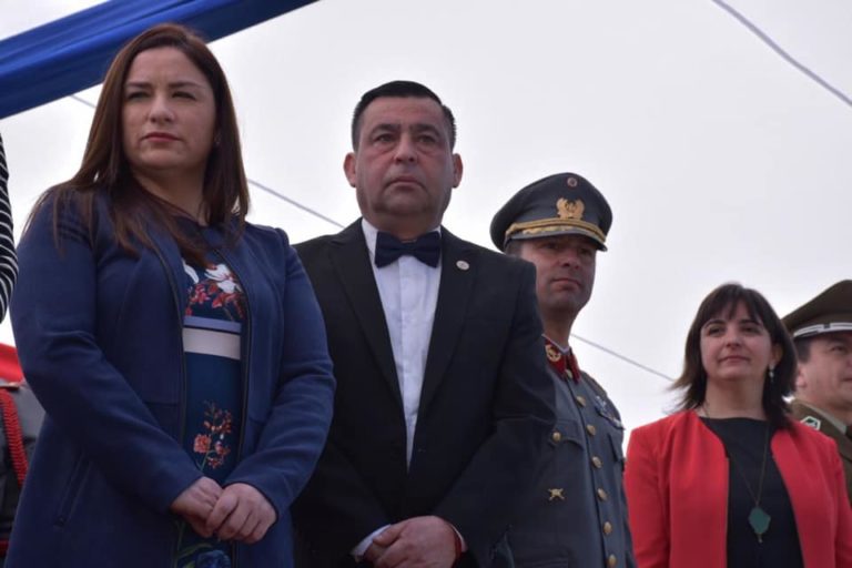 Ex gobernadora Macarena Pons fue invitada a encabezar desfile en Sagrada Familia