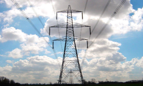 Concejal se opone a instalación de torres de alta tensión en Hualañé