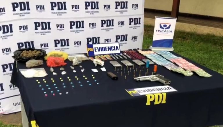 Ocho detenidos tras operativo antidroga de la PDI de Curicó en sector Santa Fe