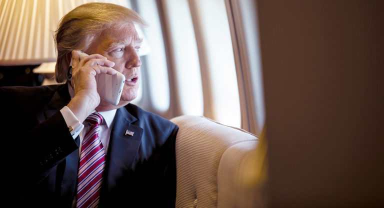 Donald Trump acusa de intervención extranjera en protestas sociales en Chile