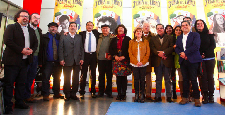 Municipio lanzó Primera Feria del Libro de Curicó