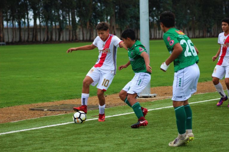 Curicó Unido hace un llamado a pruebas masivas en el fútbol joven