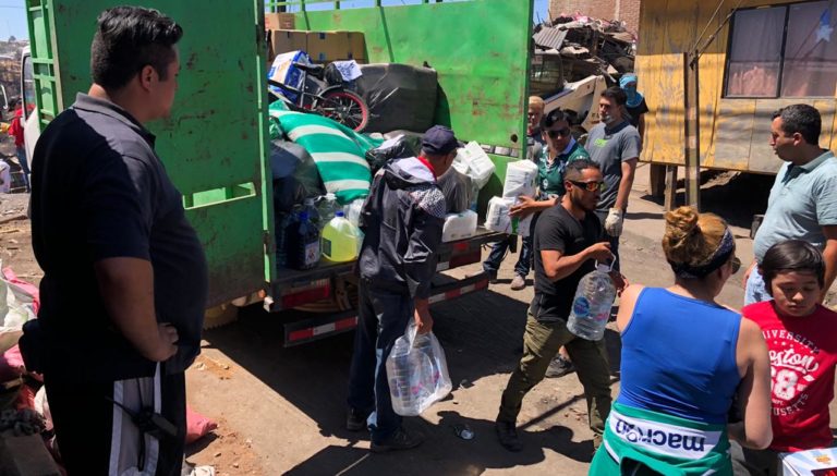 Hinchas de Santiago Wanderers coordinaron ayuda de curicanos para Valparaíso