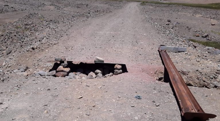 Ruta internacional del Paso Vergara se encuentra cortada por lluvias en la cordillera