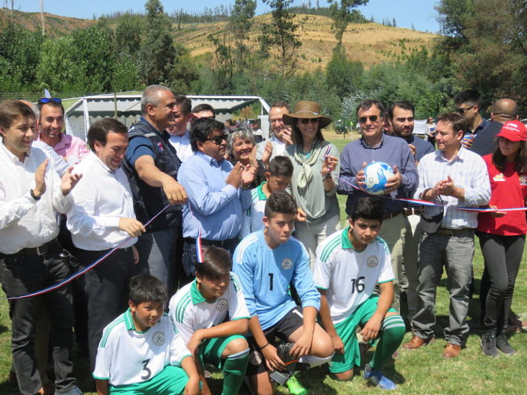 Santa Olga tiene nueva cancha para sus deportistas